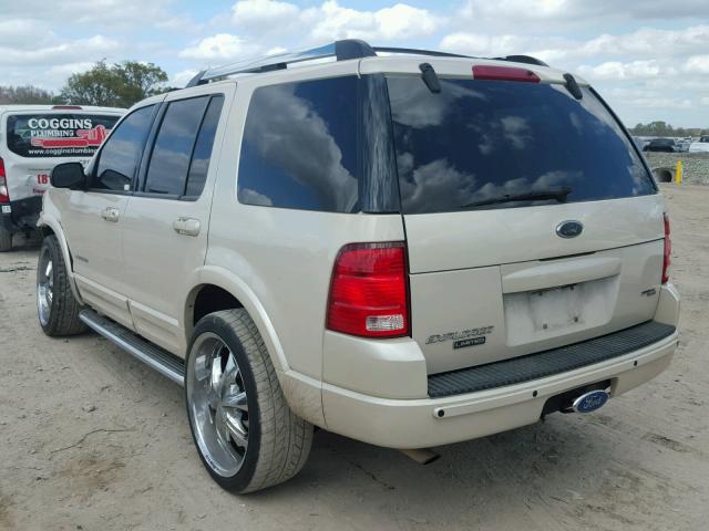 1FMDU65K25ZA57365 - 2005 FORD EXPLORER L CREAM photo 3