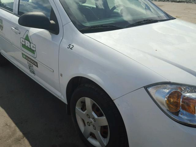 1G1AK55F477281447 - 2007 CHEVROLET COBALT LS WHITE photo 9