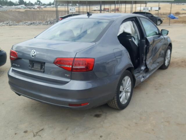 3VWD07AJ7FM339620 - 2015 VOLKSWAGEN JETTA SE GRAY photo 4