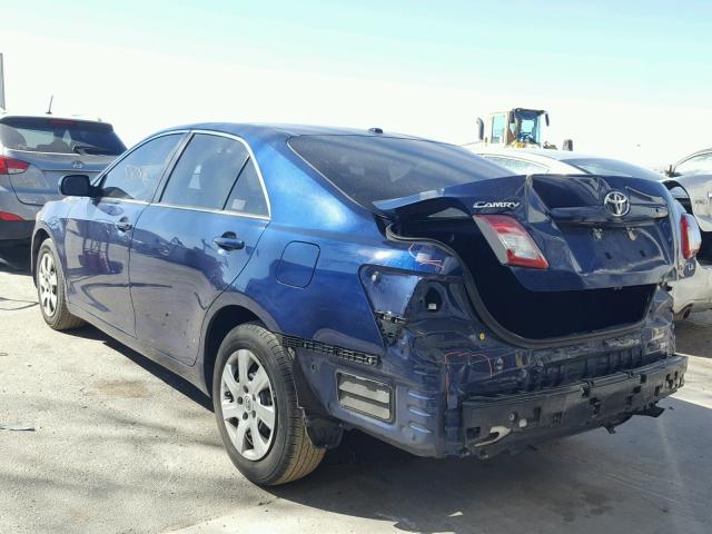 4T1BF3EK4BU633384 - 2011 TOYOTA CAMRY BASE BLUE photo 3