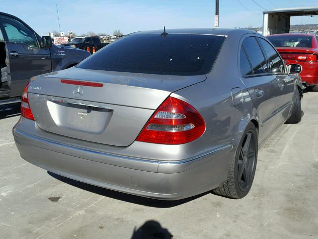 WDBUF70J64A530991 - 2004 MERCEDES-BENZ E 500 GRAY photo 4