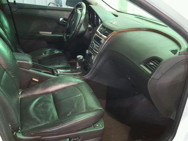 1G1ZE5E13BF159904 - 2011 CHEVROLET MALIBU LTZ 白色 照片 5