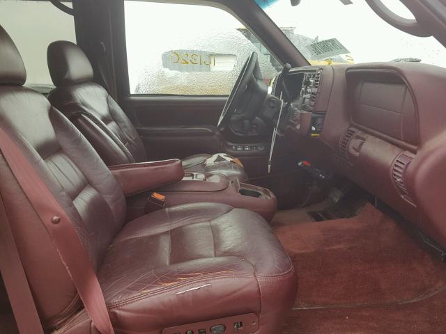 1GKEK13R5XJ769554 - 1999 GMC DENALI RED photo 5