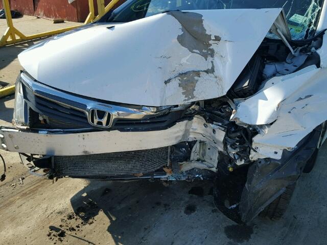 2HGFB2F90CH513966 - 2012 HONDA CIVIC EXL WHITE photo 9