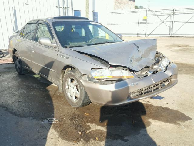 1HGCG5654XA092602 - 1999 HONDA ACCORD EX GOLD photo 1