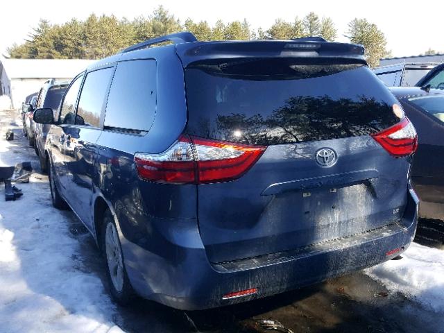 5TDKK3DCXFS534251 - 2015 TOYOTA SIENNA LE BLUE photo 3