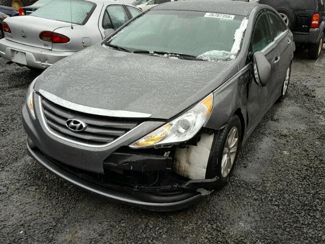 5NPEB4AC0EH876738 - 2014 HYUNDAI SONATA GLS GRAY photo 2