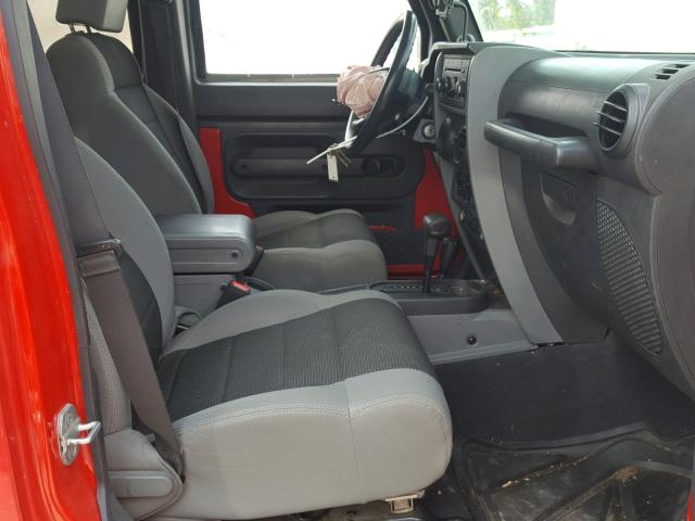 1J4GA39127L201703 - 2007 JEEP WRANGLER X RED photo 5
