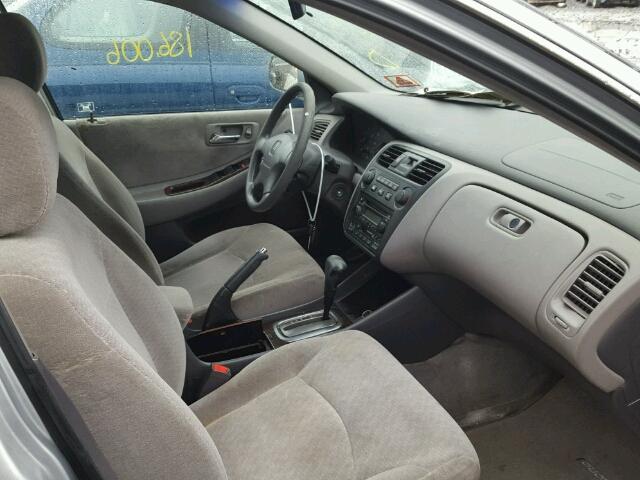 1HGCG56712A095399 - 2002 HONDA ACCORD SE SILVER photo 5