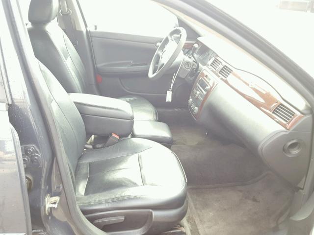 2G1WT58N181380926 - 2008 CHEVROLET IMPALA LT GRAY photo 5