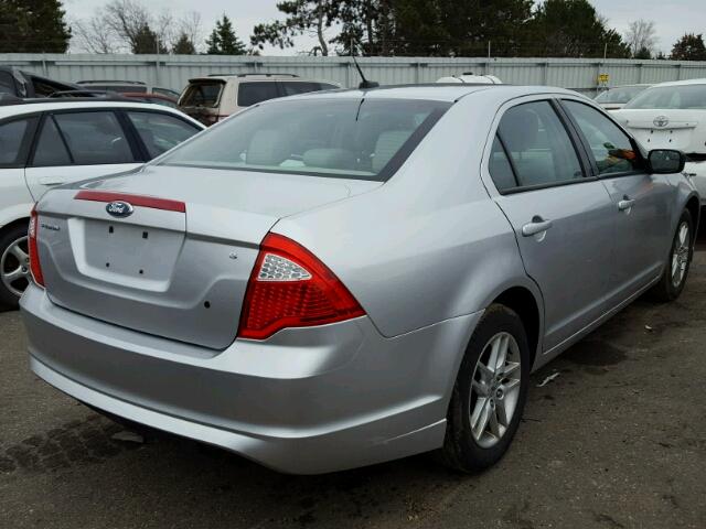 3FAHP0GA7BR184598 - 2011 FORD FUSION S SILVER photo 4