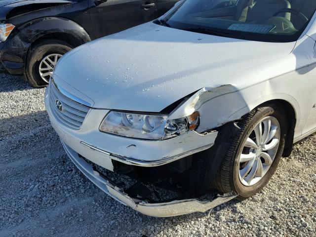 KMHFC46F47A163643 - 2007 HYUNDAI AZERA SE WHITE photo 9