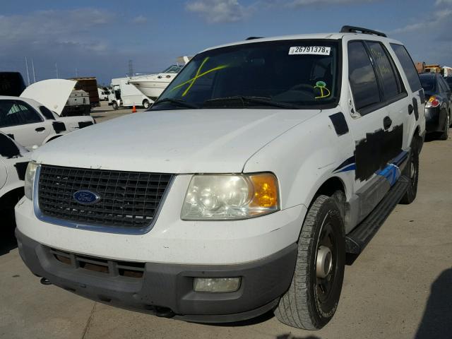 1FMPU16526LA83090 - 2006 FORD EXPEDITION WHITE photo 2