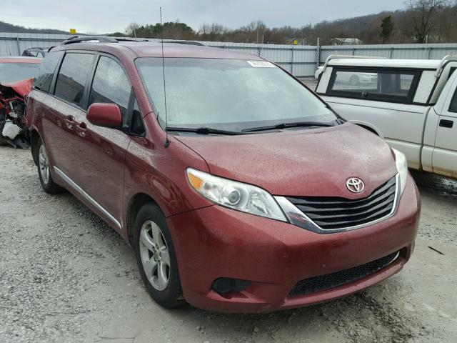 5TDKK3DC2DS319539 - 2013 TOYOTA SIENNA LE RED photo 1