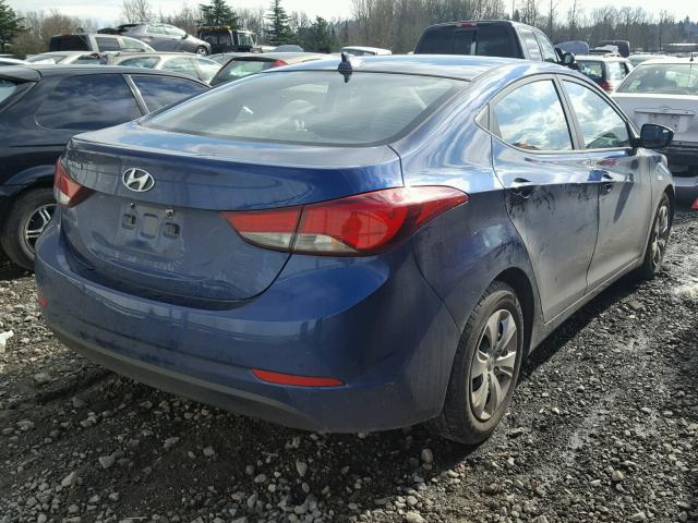 5NPDH4AE8GH712023 - 2016 HYUNDAI ELANTRA SE BLUE photo 4