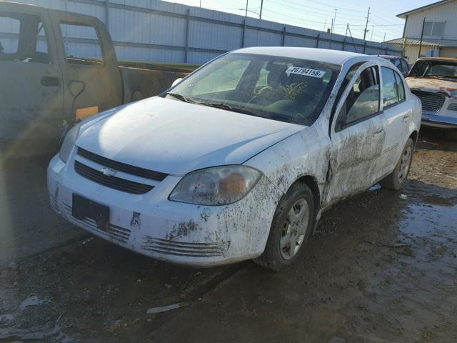 1G1AK55F467611750 - 2006 CHEVROLET COBALT LS WHITE photo 2