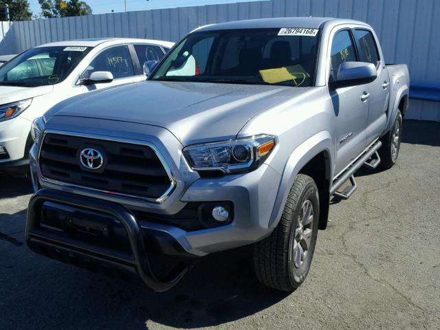 3TMAZ5CNXHM033045 - 2017 TOYOTA TACOMA DOU GRAY photo 2