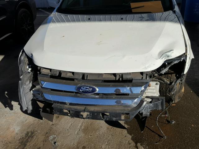 3FAHP0HG9AR357135 - 2010 FORD FUSION SE WHITE photo 7