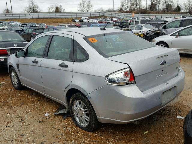 1FAHP35N98W143855 - 2008 FORD FOCUS SE SILVER photo 3