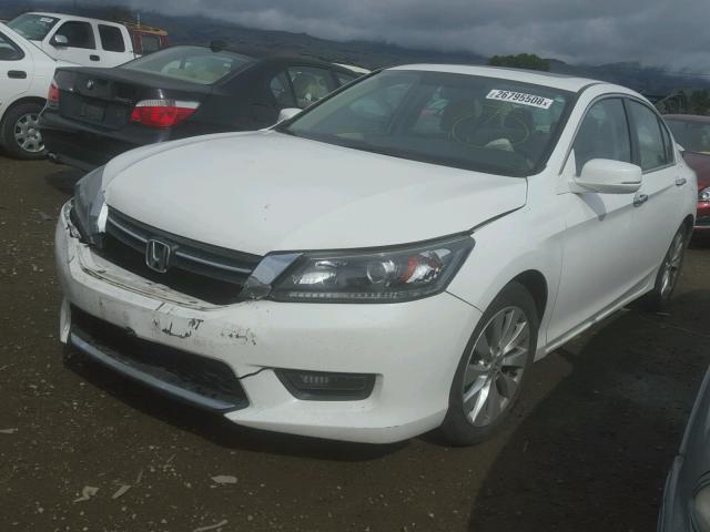 1HGCR2F73FA256950 - 2015 HONDA ACCORD EX WHITE photo 2