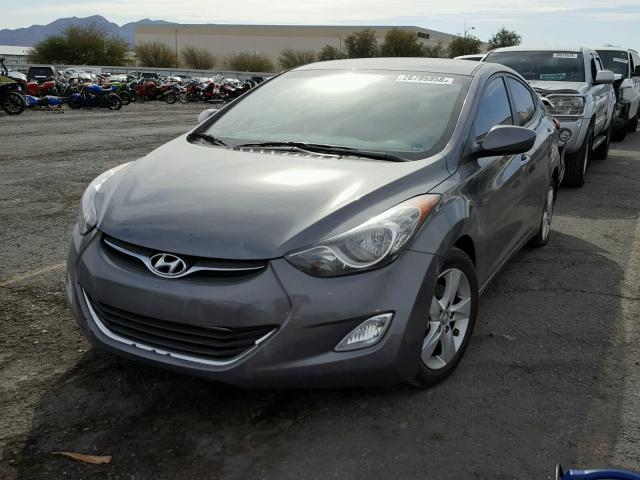 5NPDH4AE3DH393156 - 2013 HYUNDAI ELANTRA GL CHARCOAL photo 2