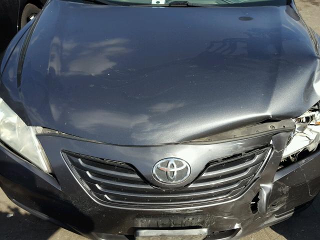 4T1BE46K79U802864 - 2009 TOYOTA CAMRY BASE GRAY photo 7