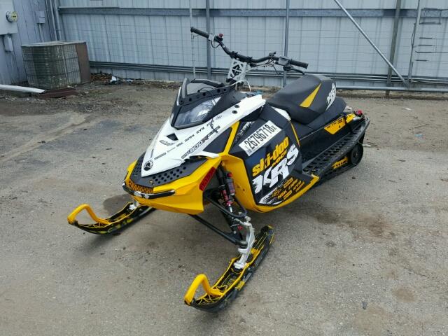 2BPSMXBB8BV000445 - 2011 SKI 800 CC TWO TONE photo 2