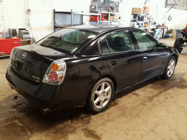 1N4BL11E82C718631 - 2002 NISSAN ALTIMA SE BLACK photo 4