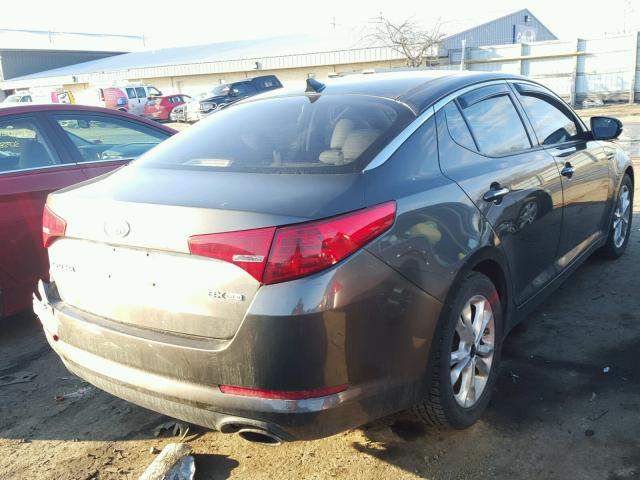 KNAGN4A79B5059702 - 2011 KIA OPTIMA EX GRAY photo 4