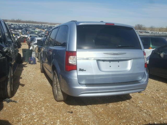 2C4RC1BG1DR808352 - 2013 CHRYSLER TOWN & COU BLUE photo 3