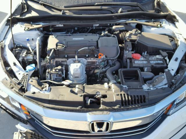 1HGCR2F81HA073090 - 2017 HONDA ACCORD EXL WHITE photo 7