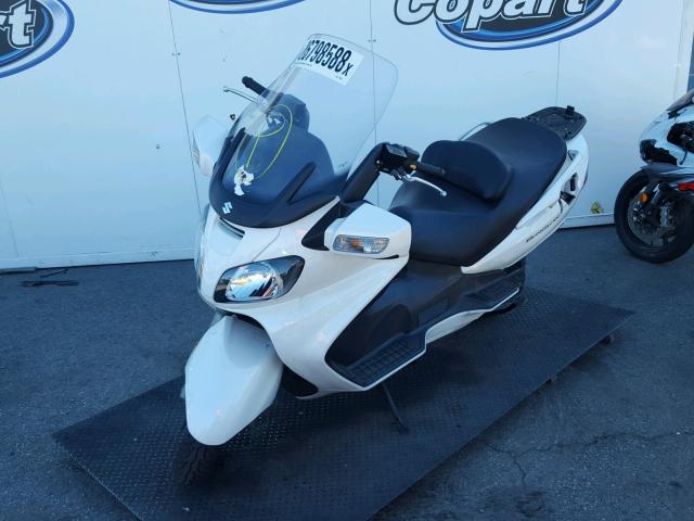 JS1CP51A162102962 - 2006 SUZUKI AN650 K3 WHITE photo 2