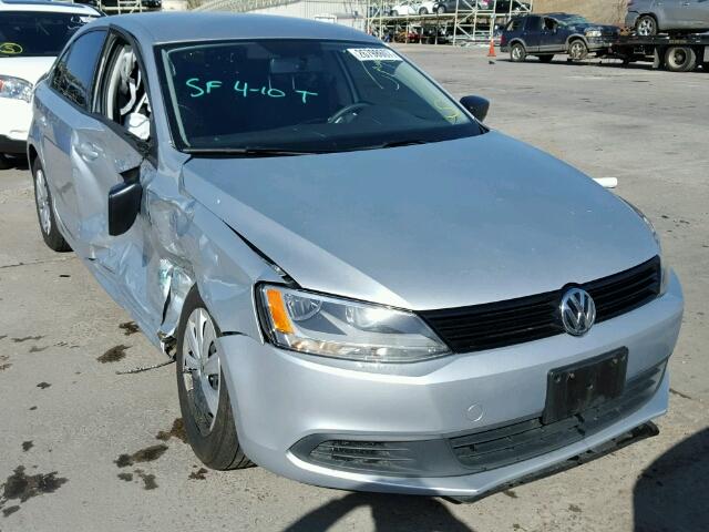 3VW2K7AJ6EM277143 - 2014 VOLKSWAGEN JETTA BASE GRAY photo 1