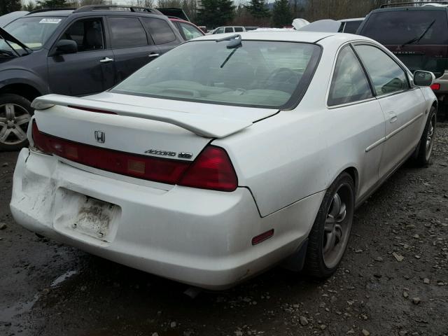 1HGCG2244XA002053 - 1999 HONDA ACCORD LX WHITE photo 4