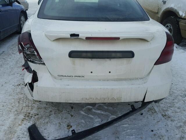 2G2WP552471235937 - 2007 PONTIAC GRAND PRIX WHITE photo 9