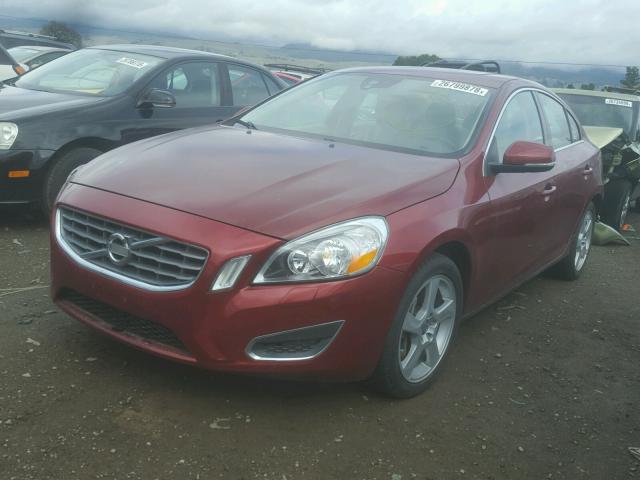 YV1622FS8C2049930 - 2012 VOLVO S60 T5 RED photo 2