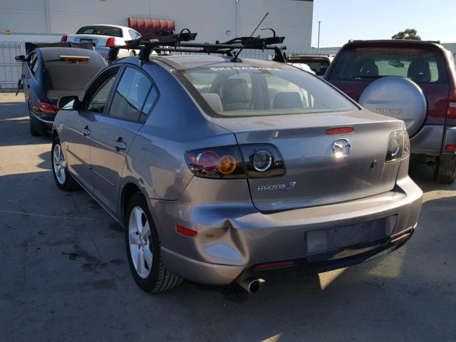 JM1BK124961495536 - 2006 MAZDA 3 S GRAY photo 3