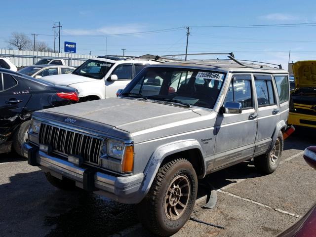 1J4FJ58L9KL404378 - 1989 JEEP CHEROKEE L SILVER photo 2