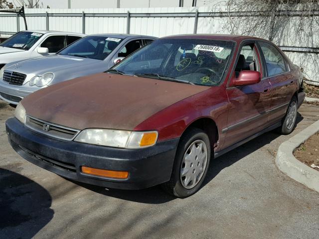 1HGCD563XVA217705 - 1997 HONDA ACCORD LX RED photo 2