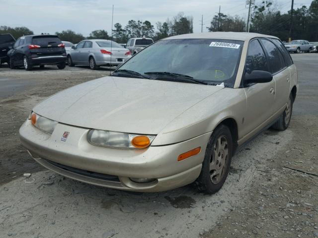 1G8ZN82791Z220259 - 2001 SATURN SW2 GOLD photo 2