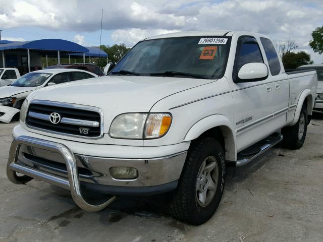 5TBRT38151S130313 - 2001 TOYOTA TUNDRA ACC WHITE photo 2