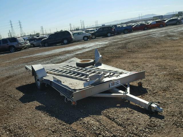 1YGAT16173B009225 - 2003 UTILITY TRAILER SILVER photo 1