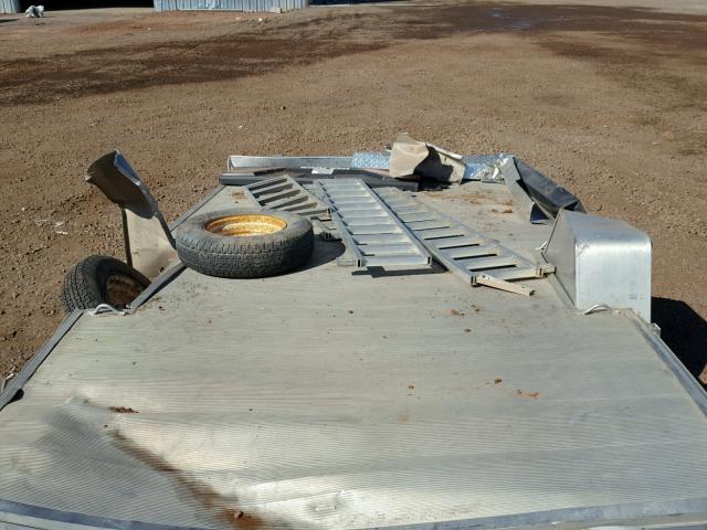 1YGAT16173B009225 - 2003 UTILITY TRAILER SILVER photo 7