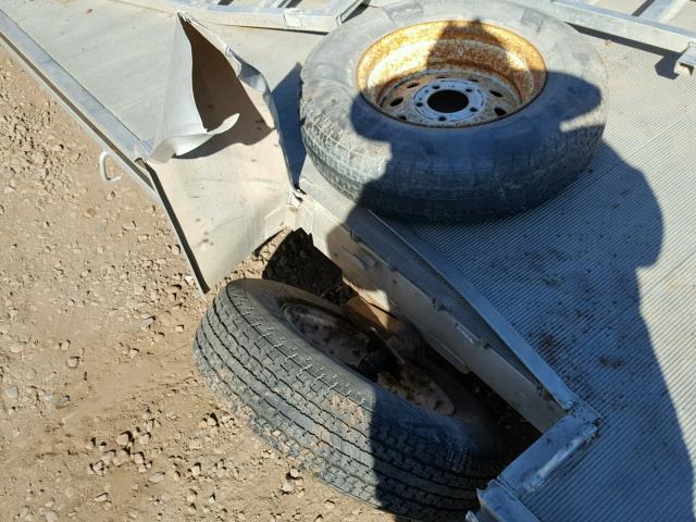 1YGAT16173B009225 - 2003 UTILITY TRAILER SILVER photo 8
