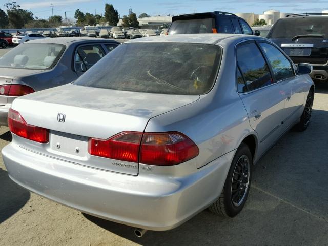 JHMCG5641XC040983 - 1999 HONDA ACCORD LX SILVER photo 4