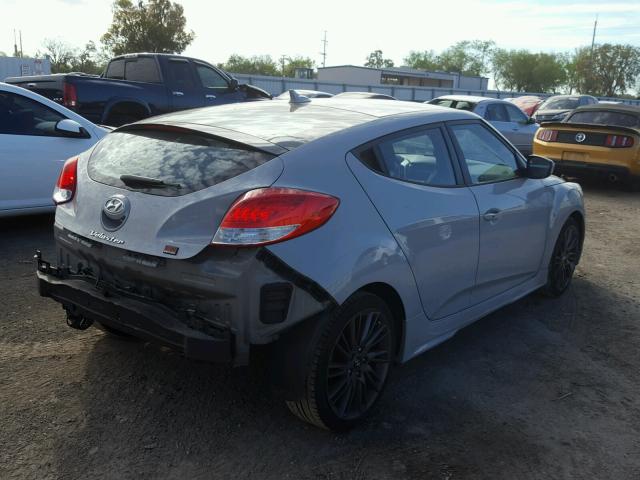 KMHTC6AD2DU155748 - 2013 HYUNDAI VELOSTER B GRAY photo 4