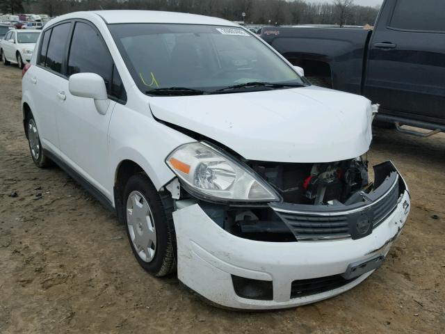 3N1BC13E78L393008 - 2008 NISSAN VERSA S WHITE photo 1