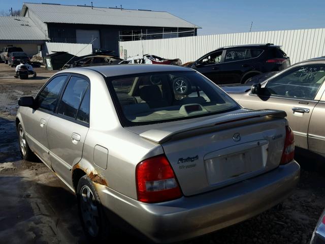 JM1BJ226221558464 - 2002 MAZDA PROTEGE DX BEIGE photo 3