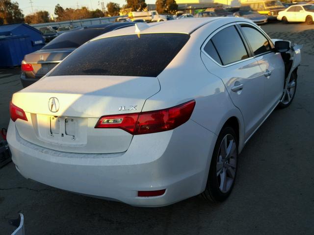 19VDE1F31FE000527 - 2015 ACURA ILX 20 WHITE photo 4