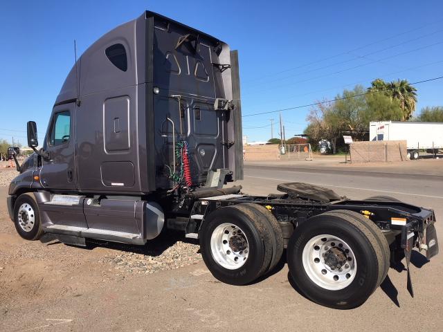 1FUJGLDR2CLBH9792 - 2012 FREIGHTLINER CASCADIA 1 GRAY photo 3